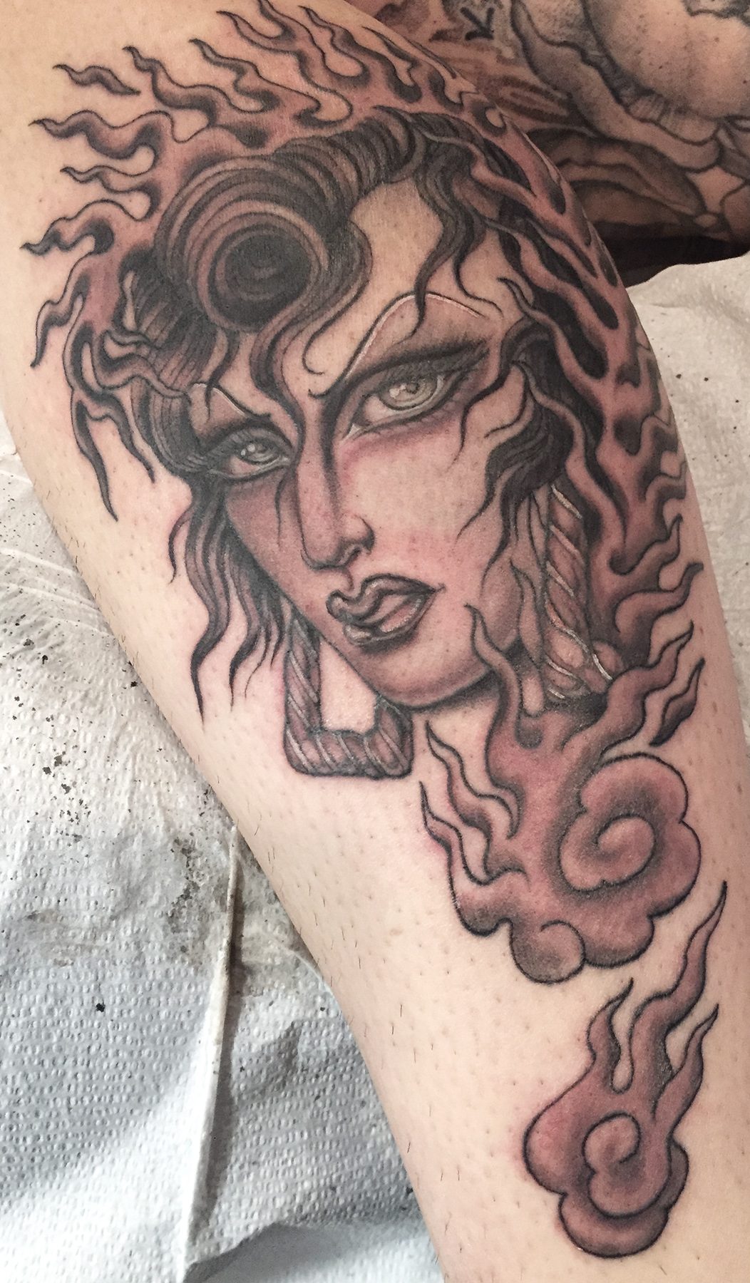 Image Alt /uploads/tattoo/small-scale/1785859271462-12.jpg