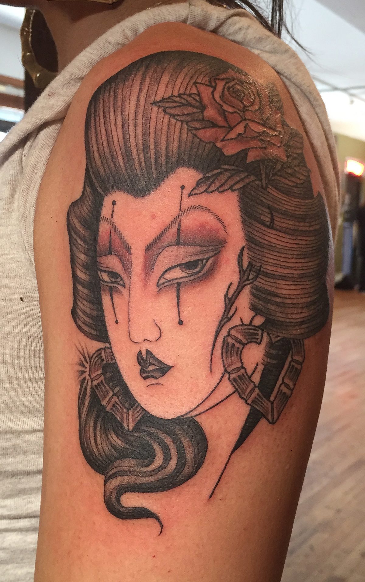 Image Alt /uploads/tattoo/small-scale/1785859292031-11.jpg