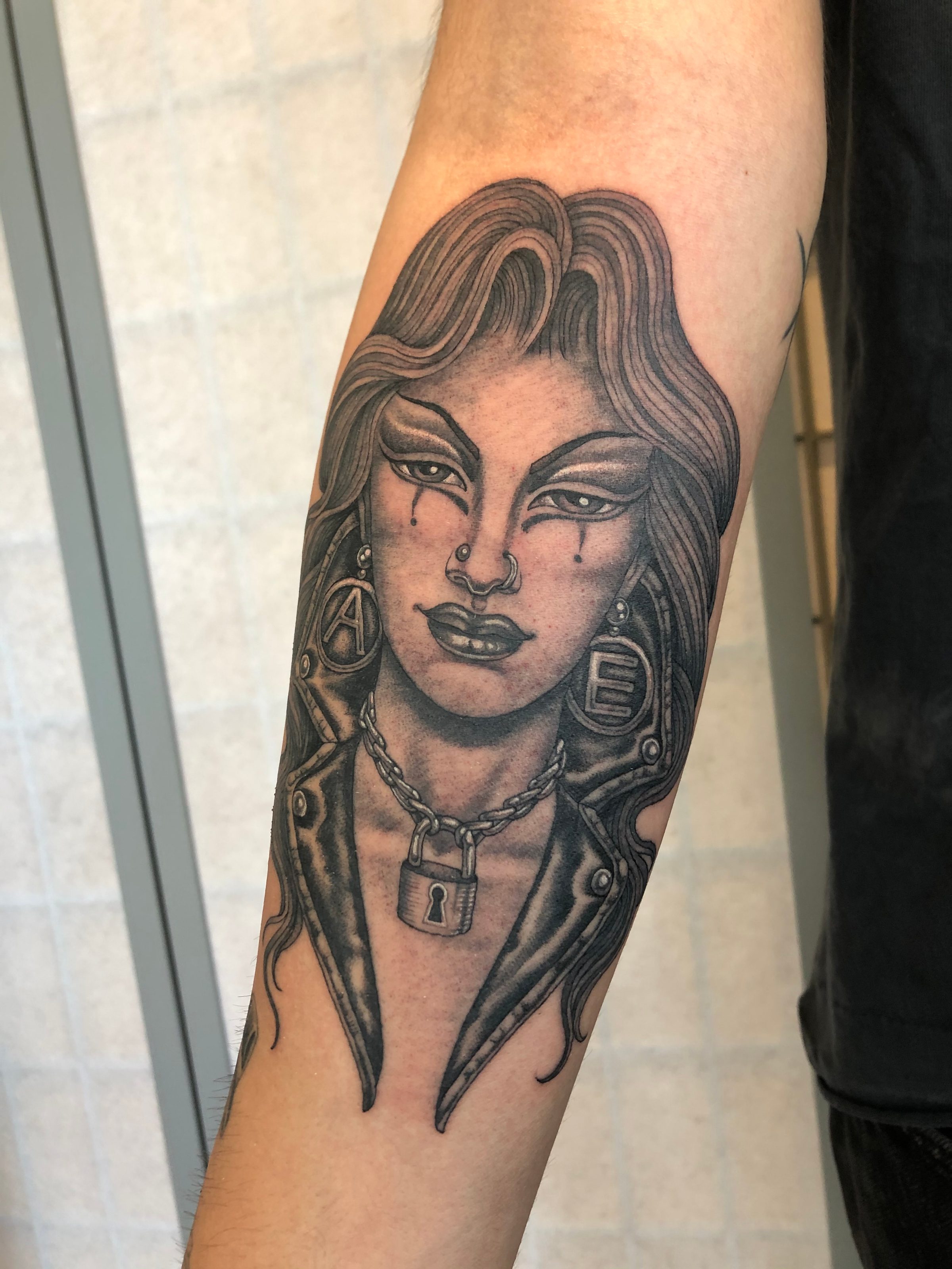 Image Alt /uploads/tattoo/small-scale/1785859293894-24.jpg