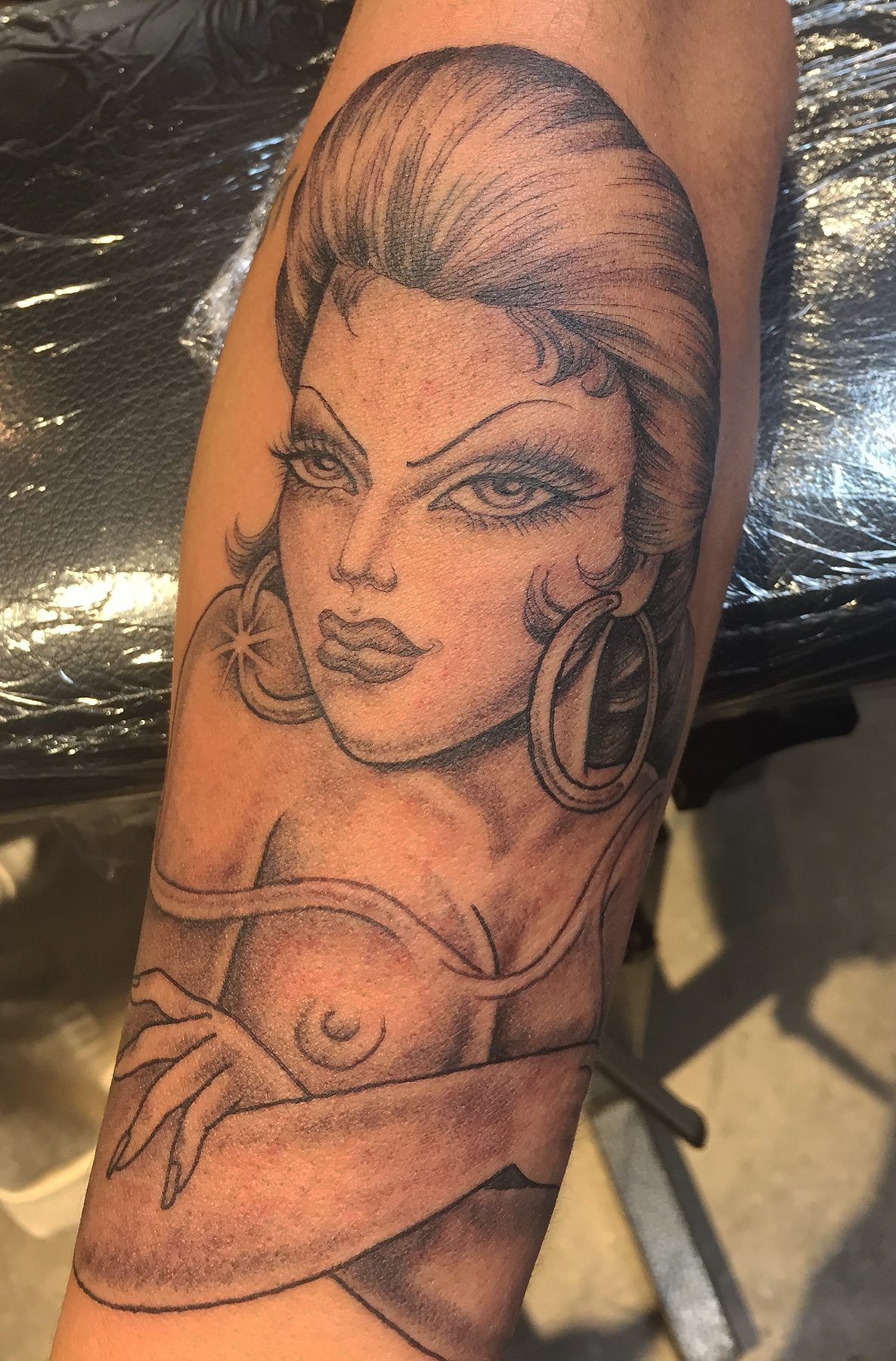 Image Alt /uploads/tattoo/small-scale/1785859321339-3.jpg