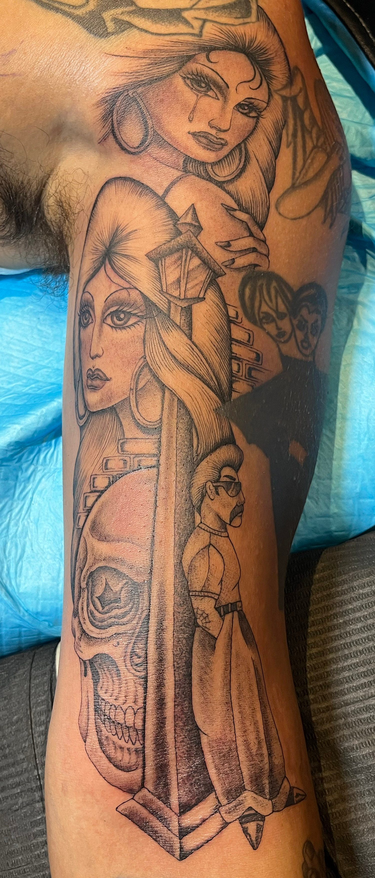 Image Alt /uploads/tattoo/small-scale/1785859321668-7.jpg