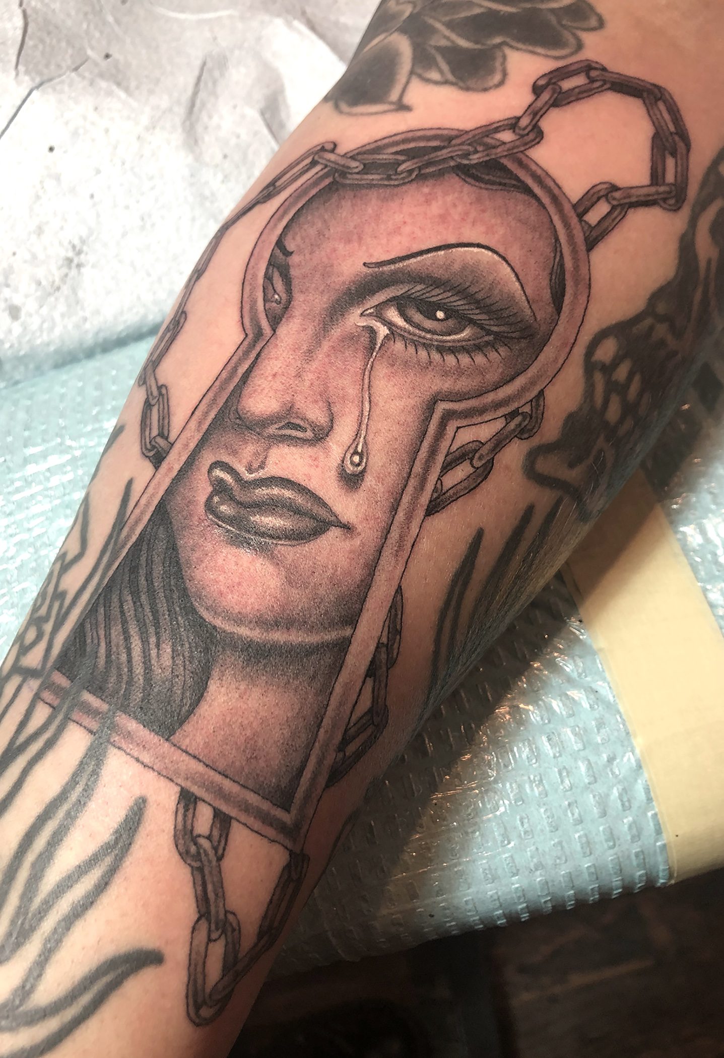 Image Alt /uploads/tattoo/small-scale/1785859321760-8.jpg