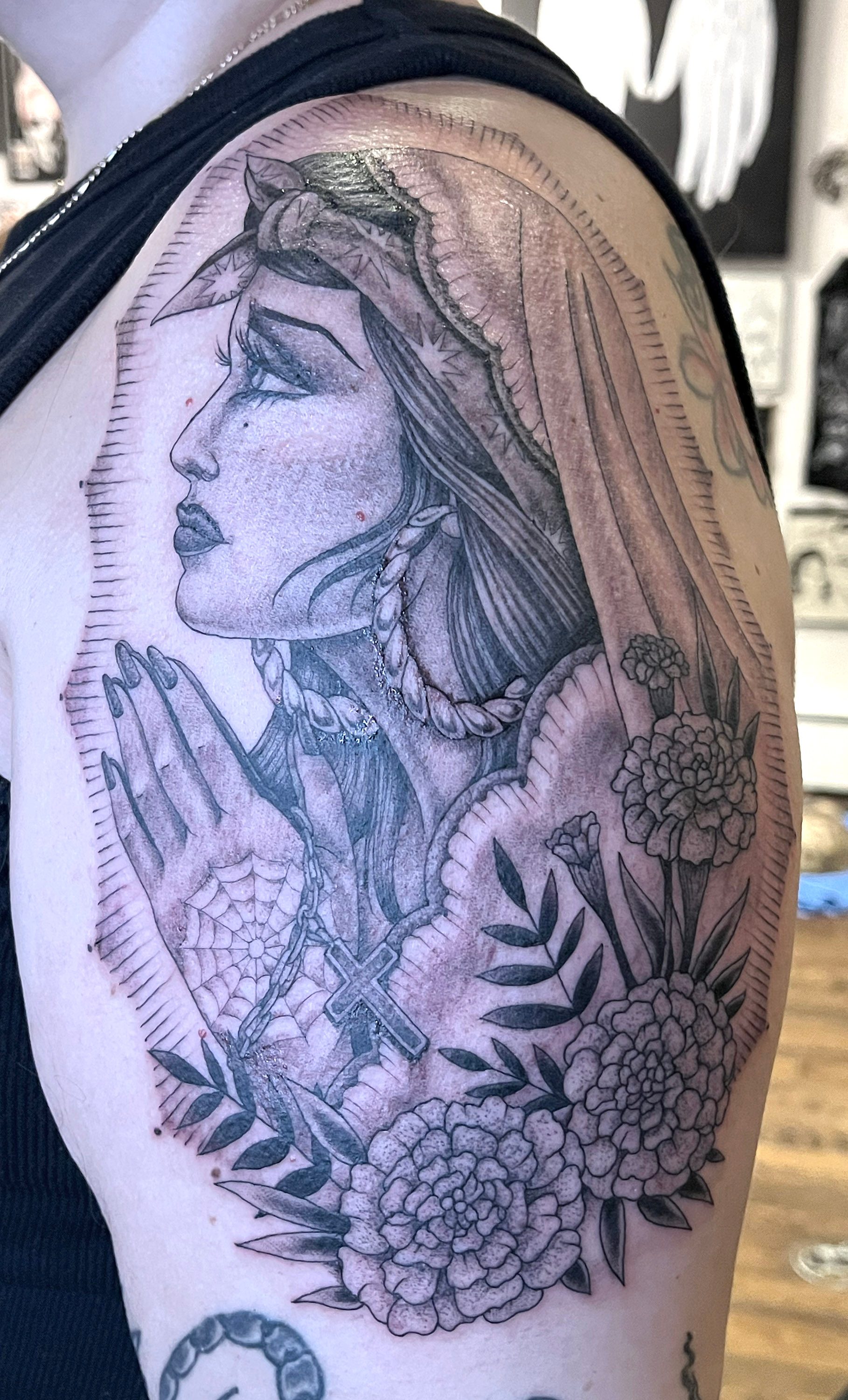 Image Alt /uploads/tattoo/small-scale/1785859355626-1.jpg