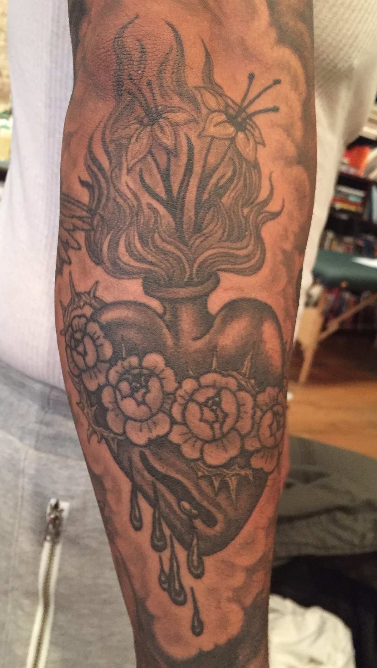 Image Alt /uploads/tattoo/small-scale/1785859355959-6.jpg