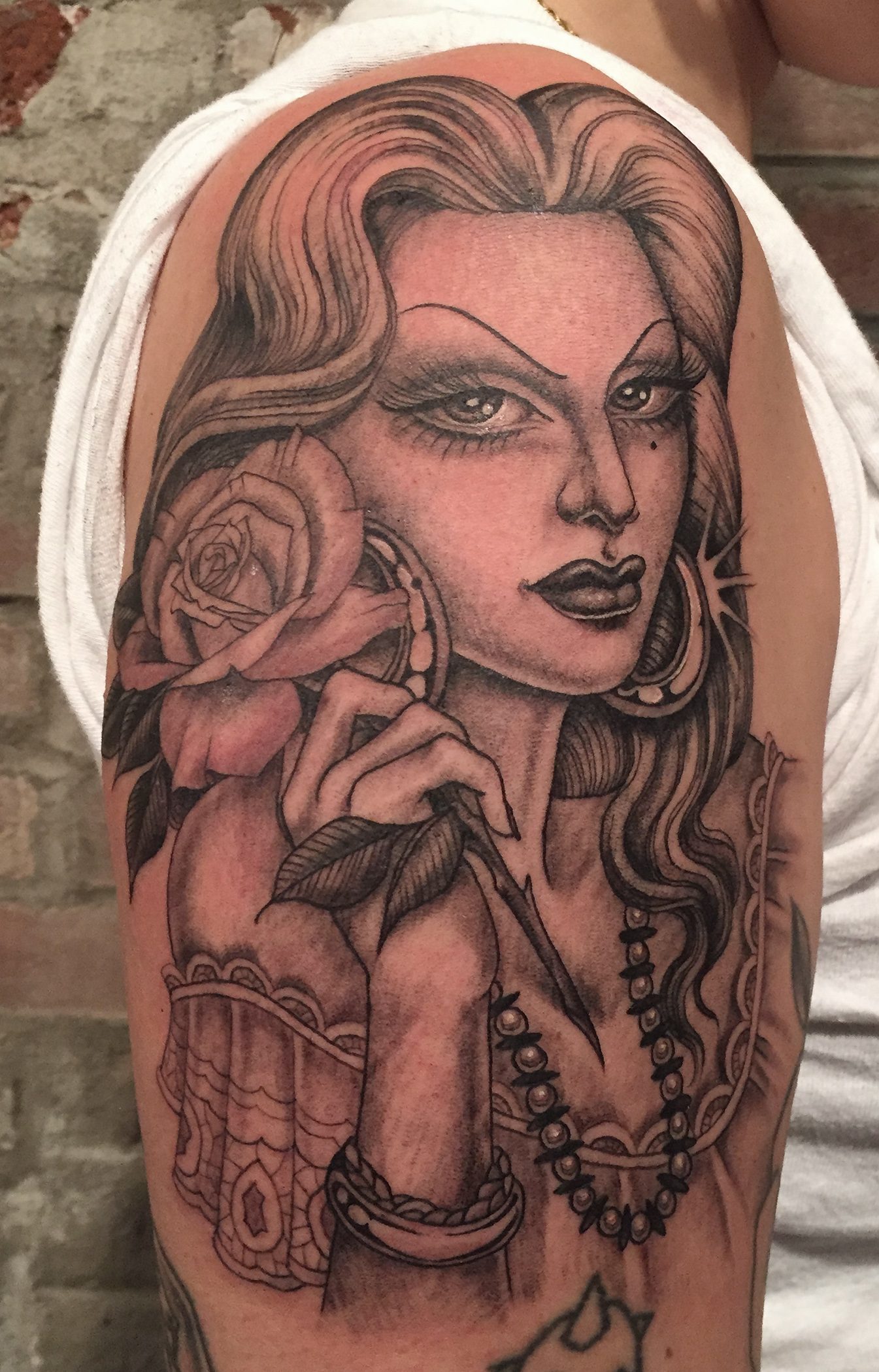 Image Alt /uploads/tattoo/small-scale/1785859356178-11.jpg